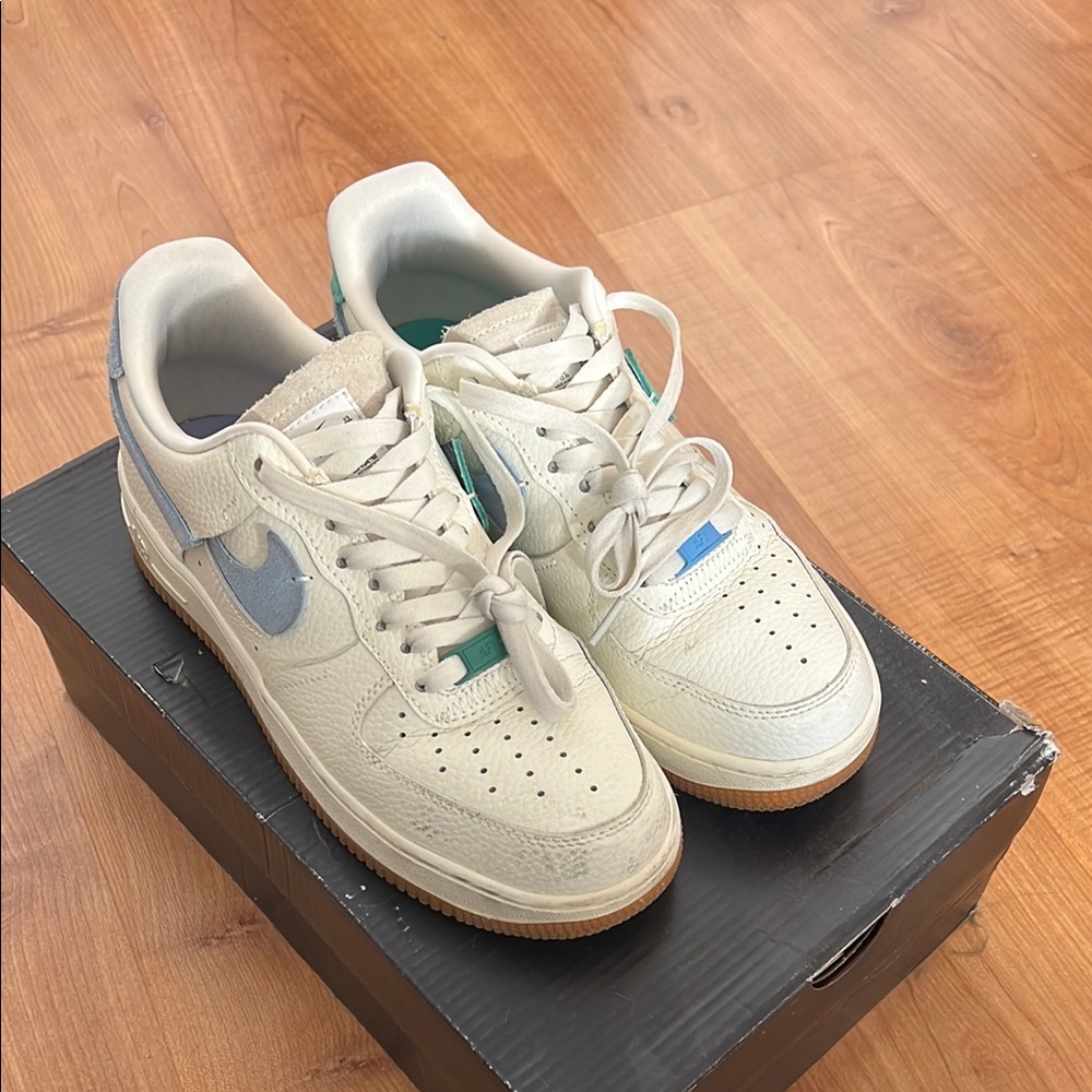 Nike Air Force 1 Sneakers - green & blue
